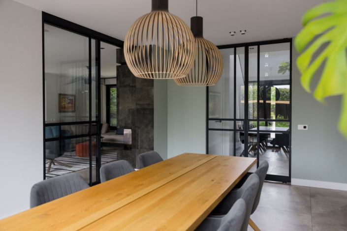 Vrijstaande woning - Huizen